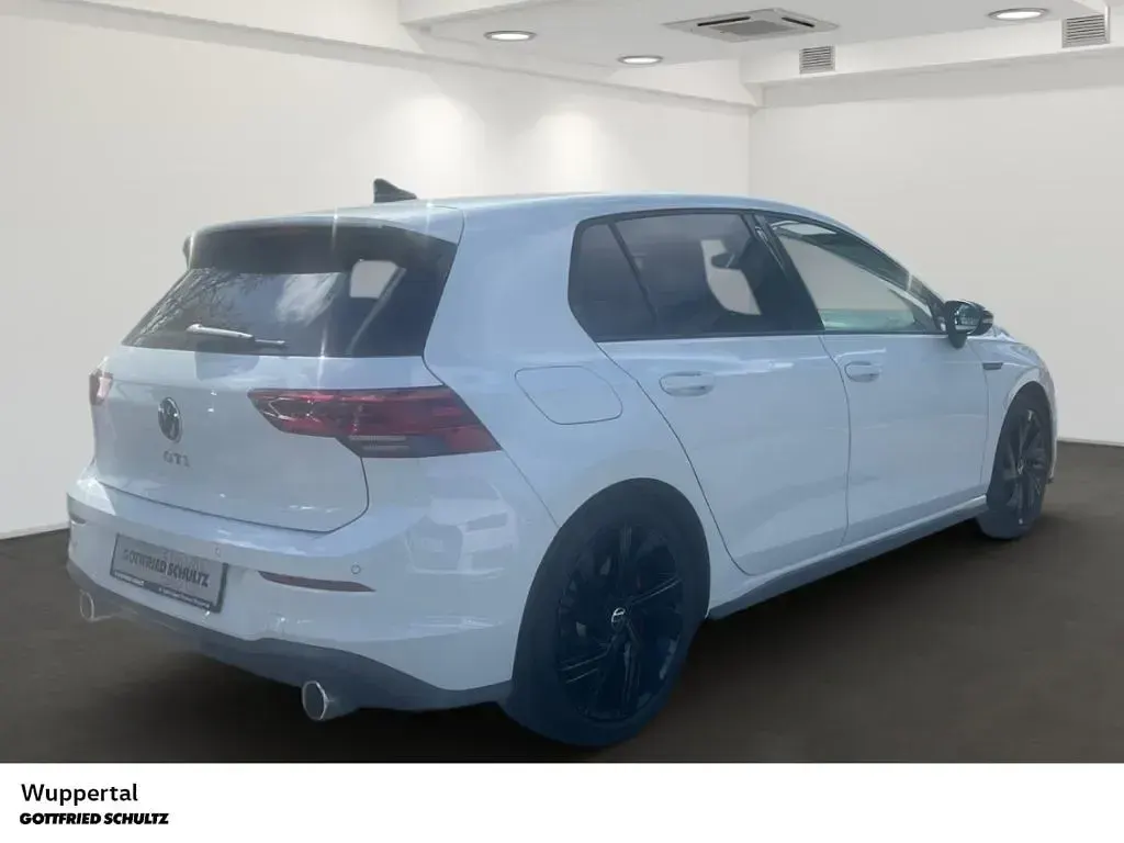 Usata VW Golf VIII GTI 245 CV (180 kW) 2024 Bianco Berlina
