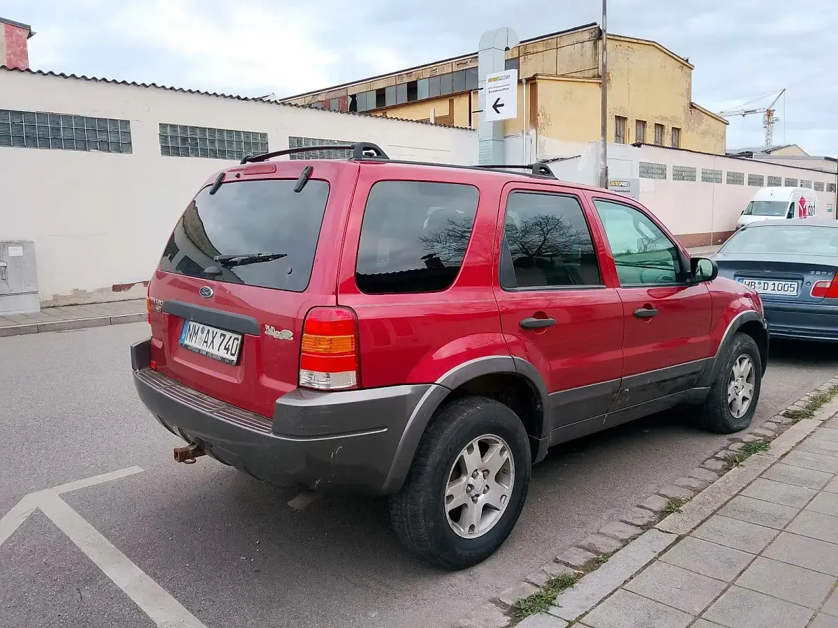 Gebraucht Ford Maverick XLT 197 PS (144 kW) 2003 Rot SUV