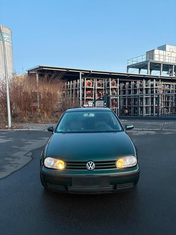 Gebraucht VW Golf IV Edition 75 PS (55 kW) 2001 Grün Kleinwagen