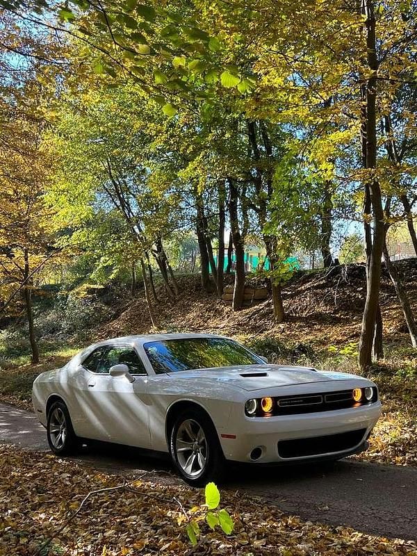 Gebraucht 2016 Dodge Challenger SXT Coupé | 18.000 € (Etwas zu teuer) - Bild 1/4