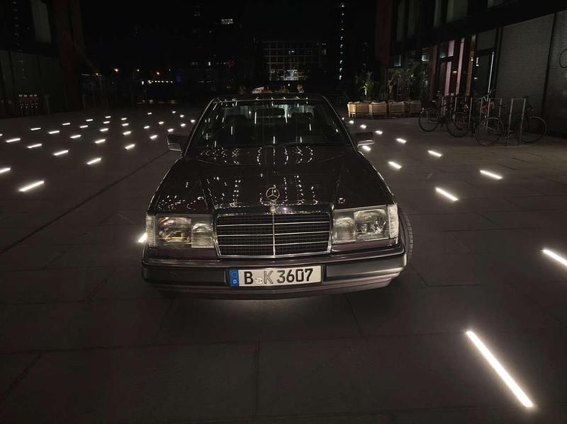 Braun Gebraucht 1992 Mercedes E300 Coupé | 12.999 € - Bild 1/4