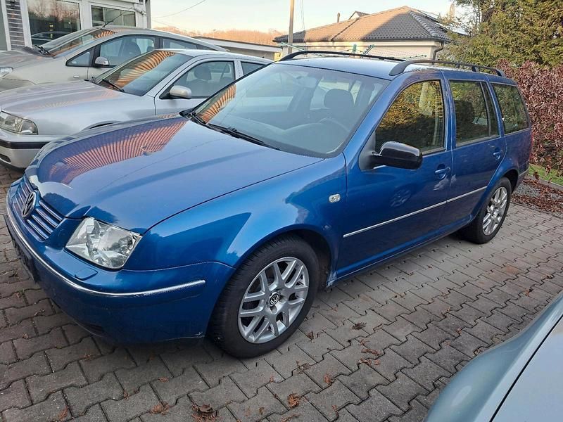 Gebraucht VW Bora 110 PS (80 kW) 2003 Blau Kombi