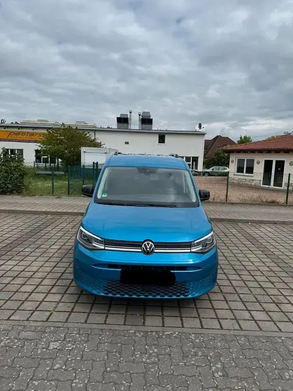 Gebraucht VW Caddy Style 122 PS (89 kW) 2022 Blau Van / Kleinbus