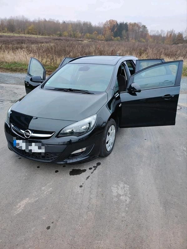 Gebraucht Opel Astra 136 PS (100 kW) 2015 Schwarz Kombi