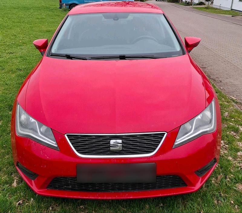 Second-hand Seat Leon 105 CP (77 kW) 2013 Roșu Hatchback