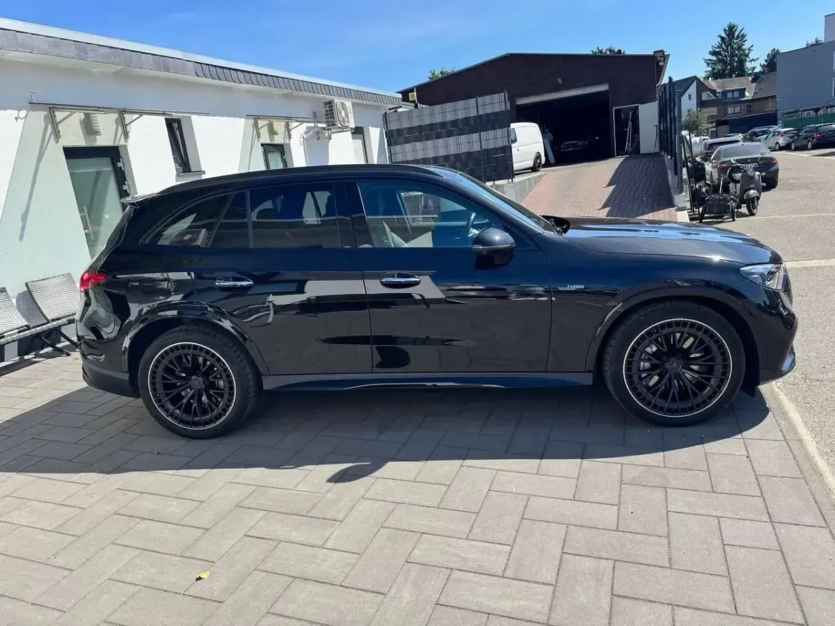 Gebraucht Mercedes GLC43 AMG AMG 421 PS (309 kW) 2024 Obsidianschwarz  metalliclack SUV