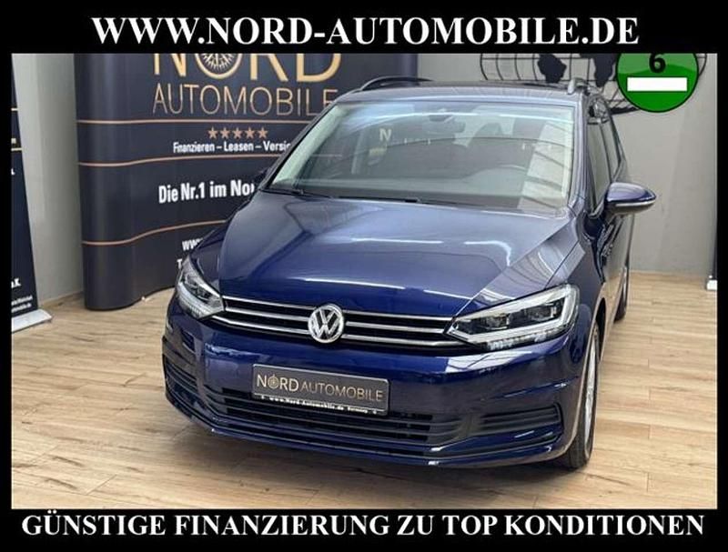 Blau Gebraucht 2020 VW Touran Comfortline Van / Kleinbus | 23.989 € (Guter Preis) - Bild 1/3