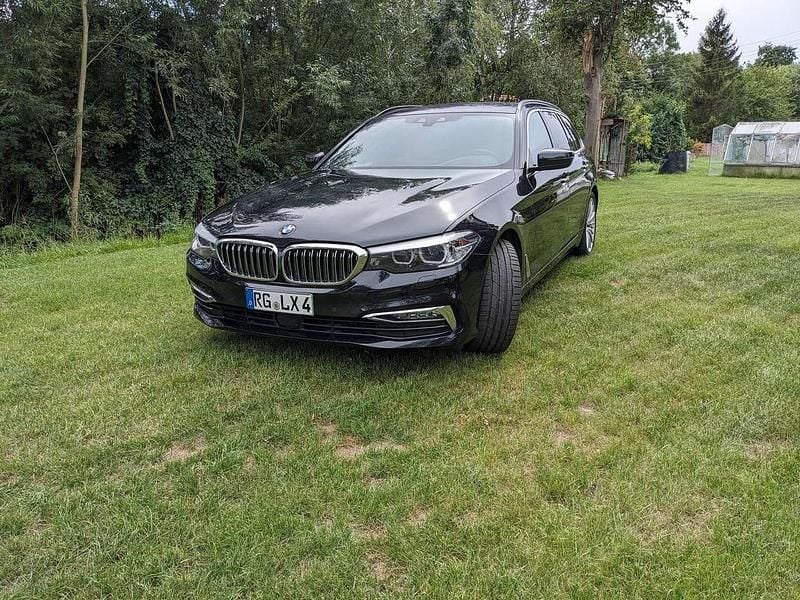 Schwarz Gebraucht 2017 BMW 540 Luxury Line Kombi | 24.000 € (Guter Preis) - Bild 1/4
