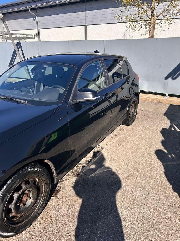 Gebraucht BMW 118 Advantage 150 PS (110 kW) 2016 Schwarz Kleinwagen