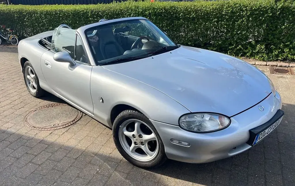 Gebraucht Mazda MX5 110 PS (80 kW) 1999 Silber Cabrio
