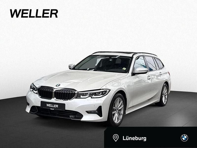 Weiss Gebraucht 2021 BMW 330 Shadowline Kombi | 30.490 € (Superpreis) - Bild 1/4