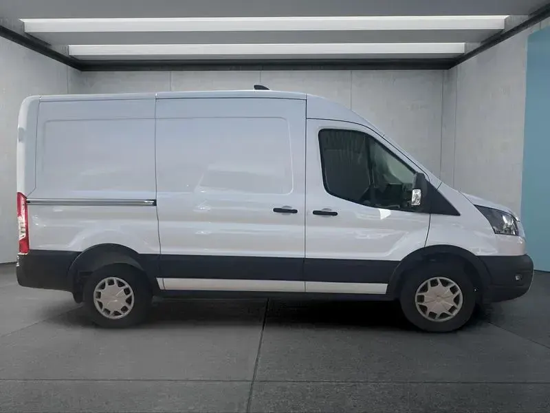 Gebraucht Ford Transit 131 PS (96 kW) 2023 Weiß Limousine