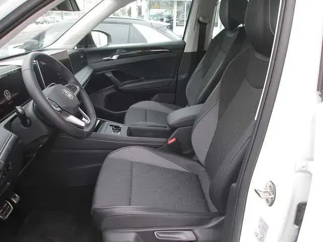 Gebraucht VW Tiguan Goal 193 PS (141 kW) 2025 Pure white SUV