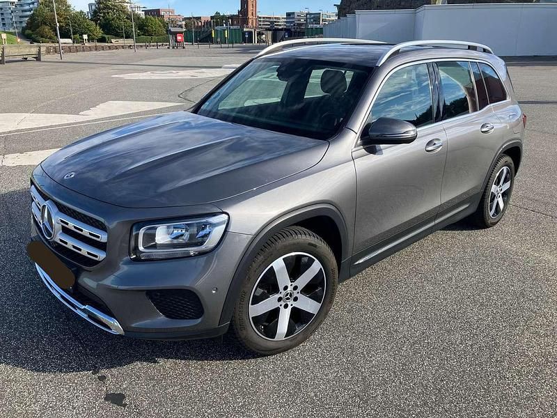 Beige Gebraucht 2023 Mercedes GLB180 Progressive SUV | 34.990 € (Guter Preis) - Bild 1/4