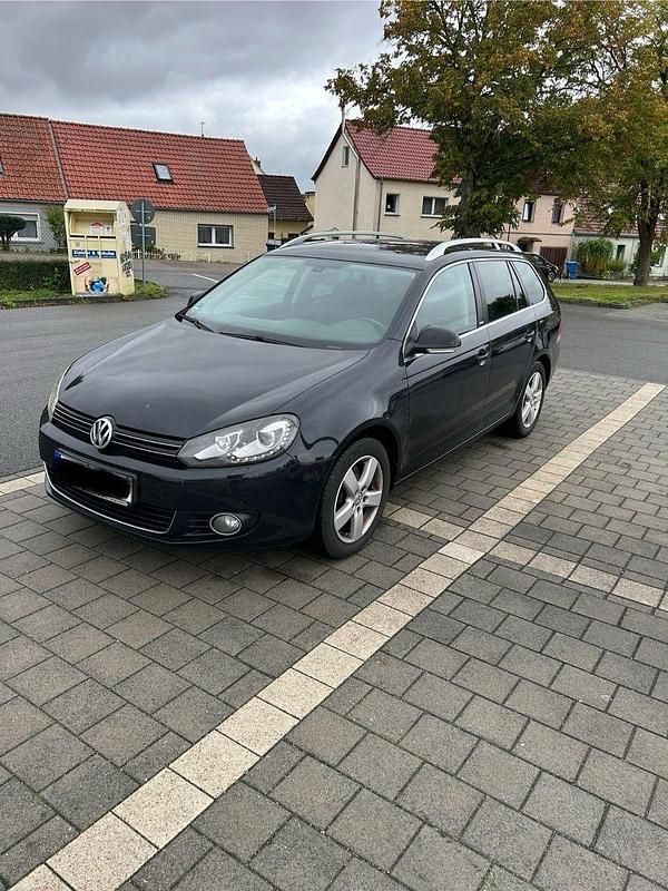 Schwarz Gebraucht 2012 VW Golf VII Style Kombi | 4.900 € (Superpreis) - Bild 1/4