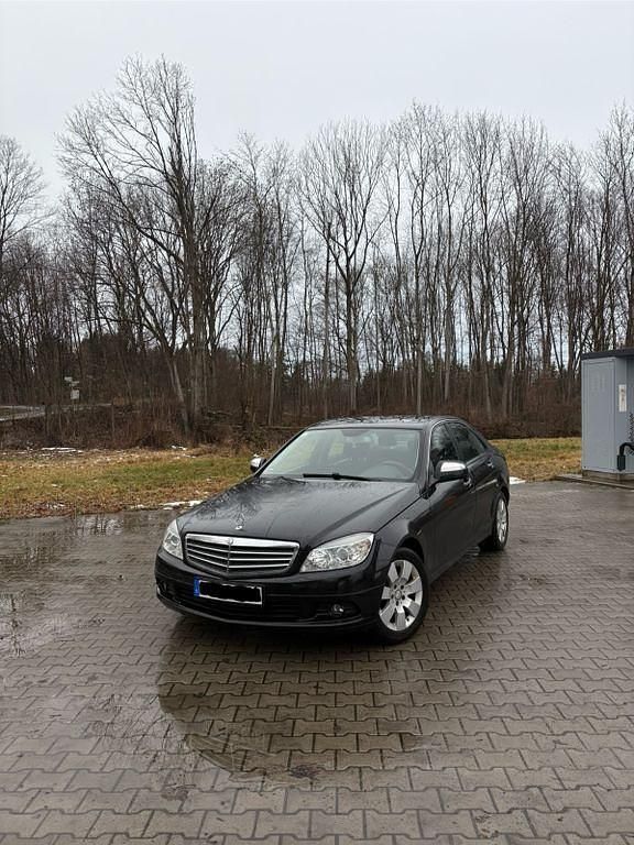 Schwarz Gebraucht 2008 Mercedes C180 Limousine | 4.490 € (Guter Preis) - Bild 1/4