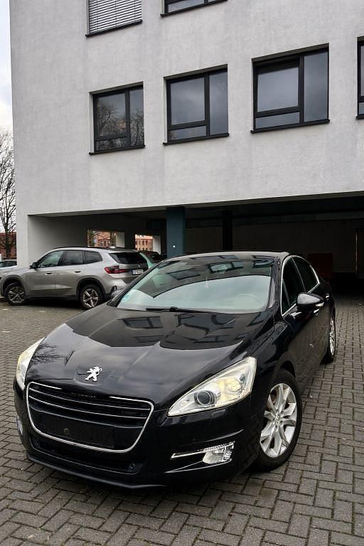 Gebraucht Peugeot 508 Active 163 PS (119 kW) 2012 Grau Limousine
