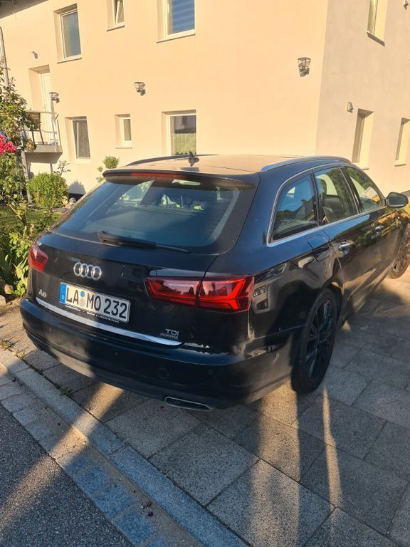 Schwarz Gebraucht 2015 Audi A6 Allroad Ambiente Kombi | 15.000 € (Guter Preis) - Bild 1/4