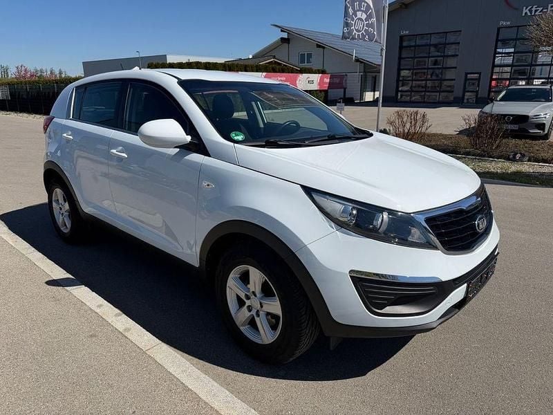 Gebraucht Kia Sportage Attract 135 PS (99 kW) 2015 Weiß SUV