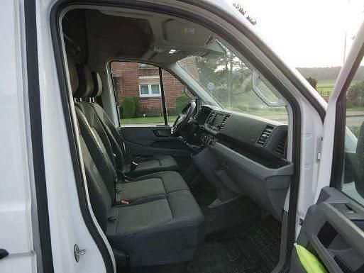 Gebraucht VW Crafter Trendline 177 PS (130 kW) 2020 Candyweiß Van