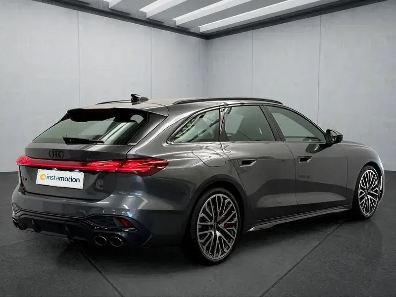 Gebraucht Audi S5 367 PS (269 kW) 2025 Grau Kombi