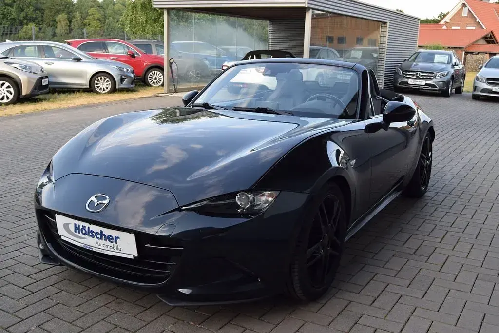 Gebraucht Mazda MX5 Sports-Line 131 PS (96 kW) 2016 Schwarz Cabrio