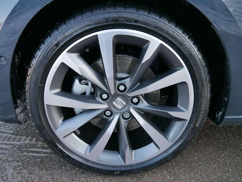 Neu Seat Leon FR 2025 Grau Kombi