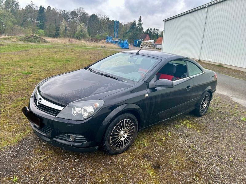 Schwarz Gebraucht 2008 Opel Astra Cabriolet Cabrio | 4.700 € (Fairer Preis) - Bild 1/4
