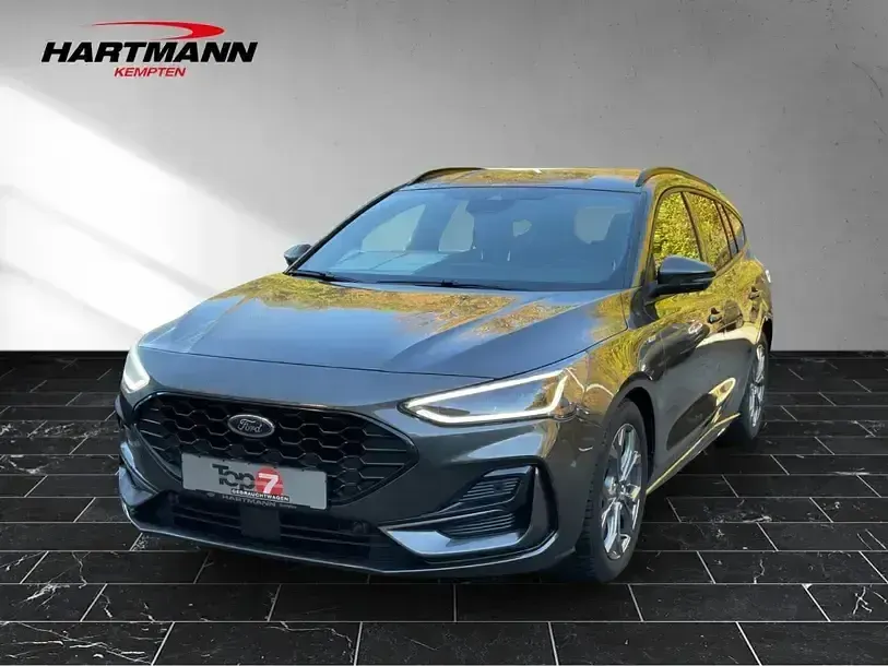 Gebraucht Ford Focus ST-Line 120 PS (88 kW) 2023 Grau Kombi