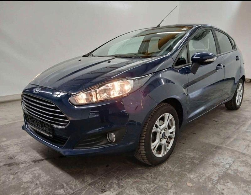 Gebraucht Ford Fiesta SYNC Edition 80 PS (58 kW) 2014 Blau Kleinwagen