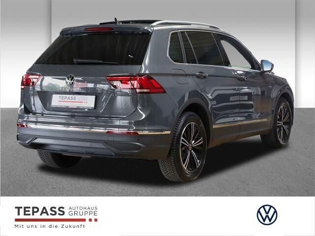 Gebraucht VW Tiguan Move 150 PS (110 kW) 2024 Grau SUV