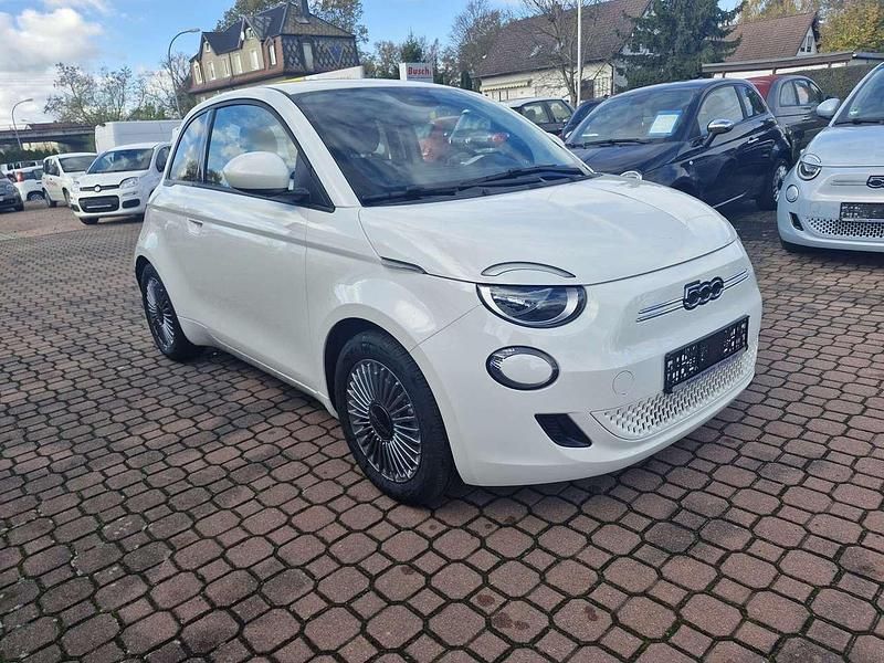 Gebraucht Fiat 500e 86 kW (118 PS) 2023 Arktis weiß Limousine
