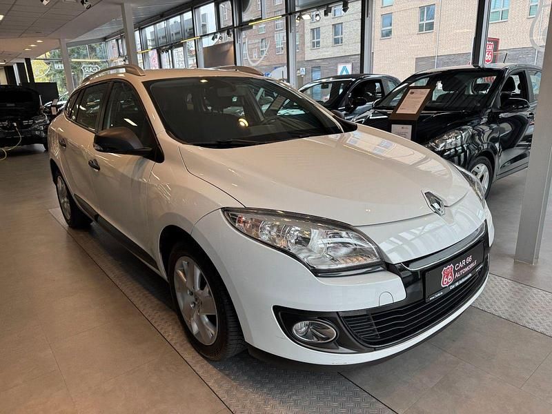 Gebraucht Renault Mégane GrandTour 101 PS (74 kW) 2013 Weiß Kombi