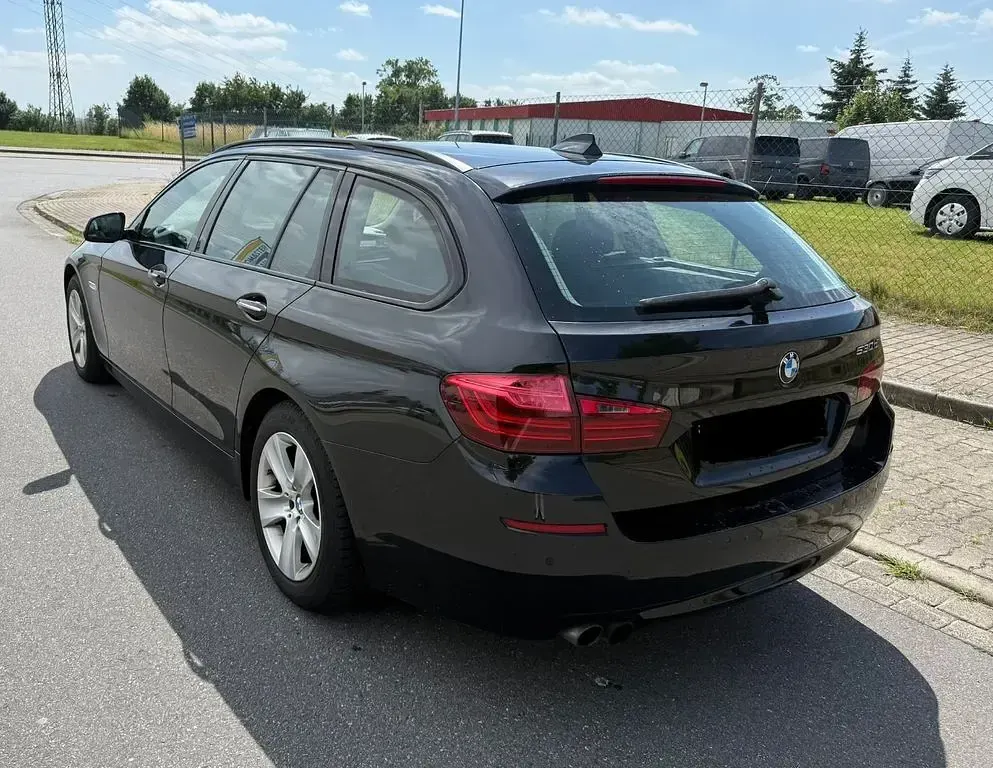 Gebraucht BMW 530 Comfort Edition 258 PS (189 kW) 2015 Schwarz Kombi