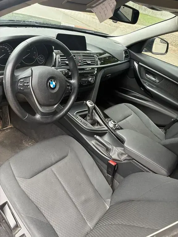 Gebraucht BMW 320 M Sport 190 PS (139 kW) 2016 Grau Kombi