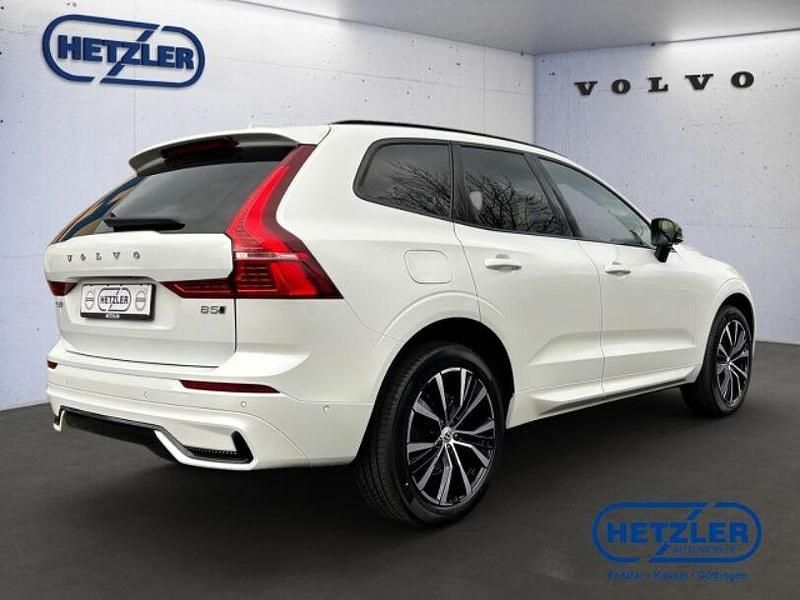 Gebraucht Volvo XC60 Plus 250 PS (183 kW) 2025 Weiss SUV