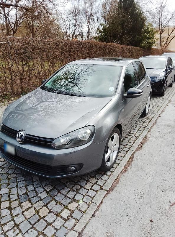 Gebraucht VW Golf VII Match 110 PS (80 kW) 2012 Grau Limousine