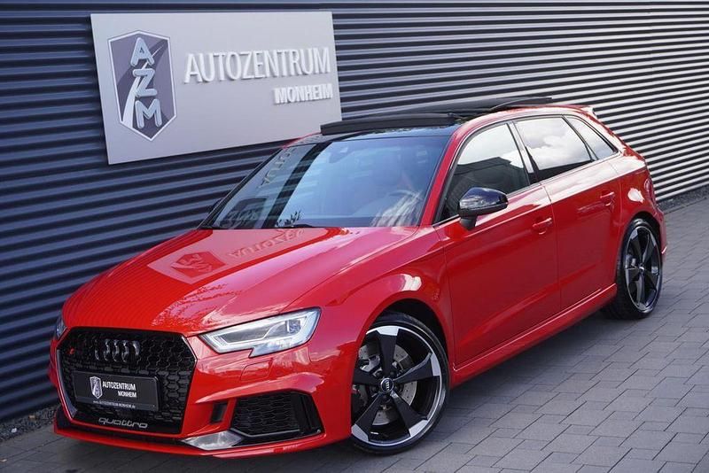 Tangorot metallic Gebraucht 2019 Audi RS3 Sportback Advanced Kleinwagen | 47.990 € (Fairer Preis) - Bild 1/4