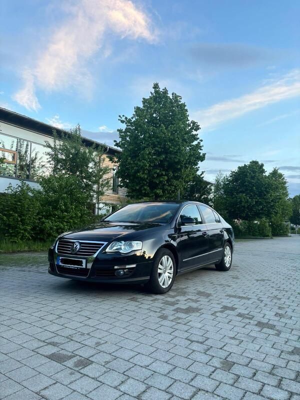 Schwarz Gebraucht 2007 VW Passat Limousine | 6.299 € - Bild 1/4