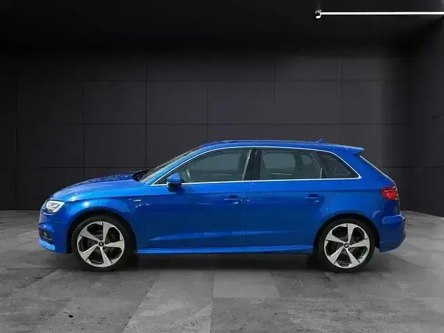Gebraucht Audi A3 S-Line 150 PS (110 kW) 2018 Arablau kristalleffekt Limousine