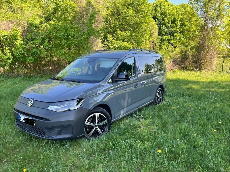 Grau Gebraucht 2023 VW Caddy Maxi California Van / Kleinbus | 34.500 € (Superpreis) - Bild 1/4