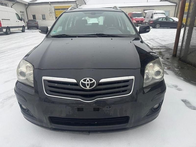 Schwarz Gebraucht 2008 Toyota Avensis Sol Kombi | 2.499 € (Guter Preis) - Bild 1/4