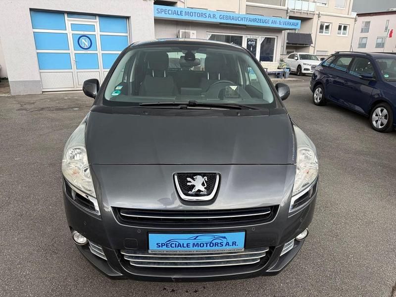 Gebraucht Peugeot 5008 Premium 150 PS (110 kW) 2009 Grau Van / Kleinbus