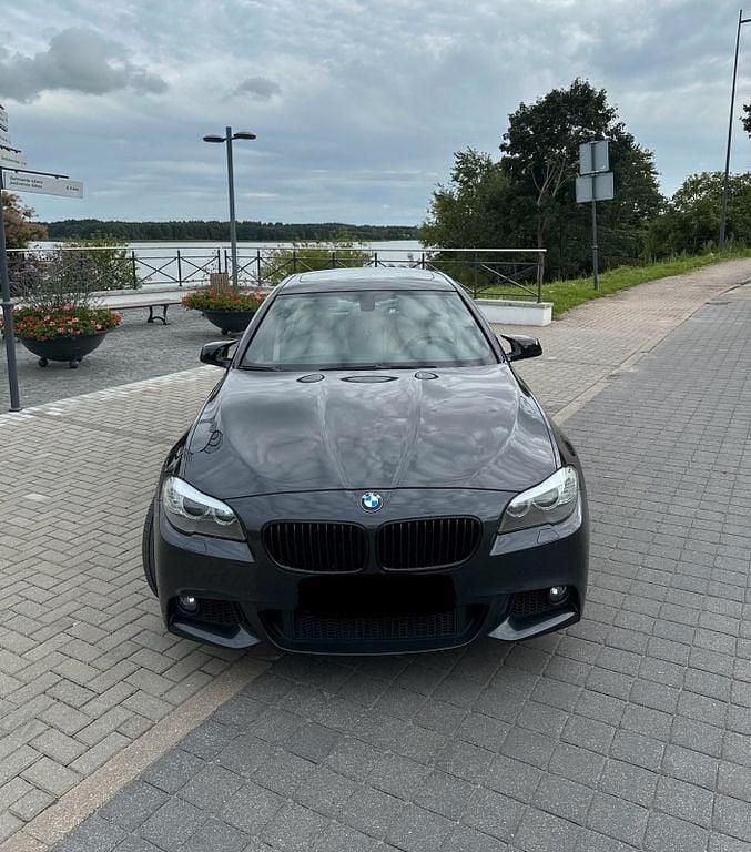 Schwarz Gebraucht 2013 BMW 535 M Sport Limousine | 11.600 € (Superpreis) - Bild 1/4