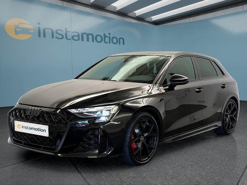 Schwarz Neu 2025 Audi RS3 Sportback Kleinwagen | 65.749 € (Superpreis) - Bild 1/4