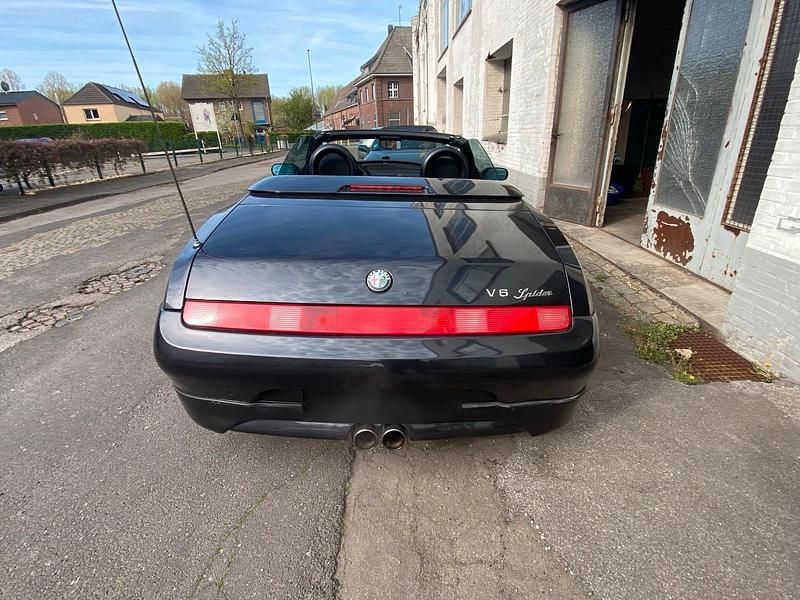Occasion Alfa Romeo Spider 192 ch (141 kW) 1997 Noir Cabriolet