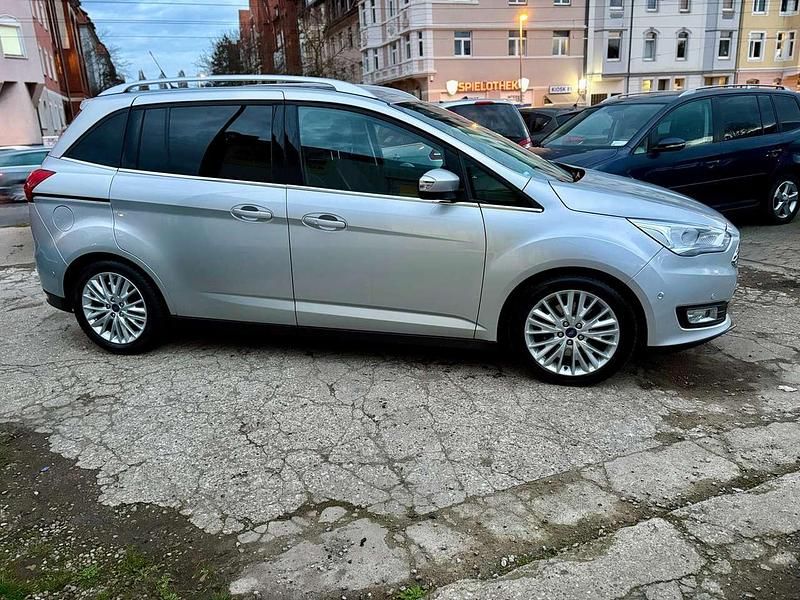 Gebraucht Ford Grand C-Max Titanium 125 PS (91 kW) 2015 Silber Van / Kleinbus