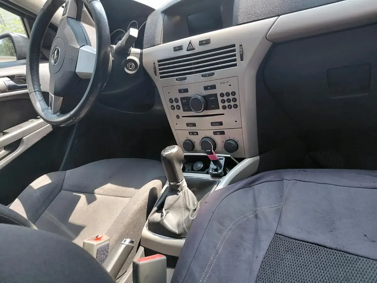 Gebraucht Opel Astra GTC 110 PS (80 kW) 2009 Blau Limousine