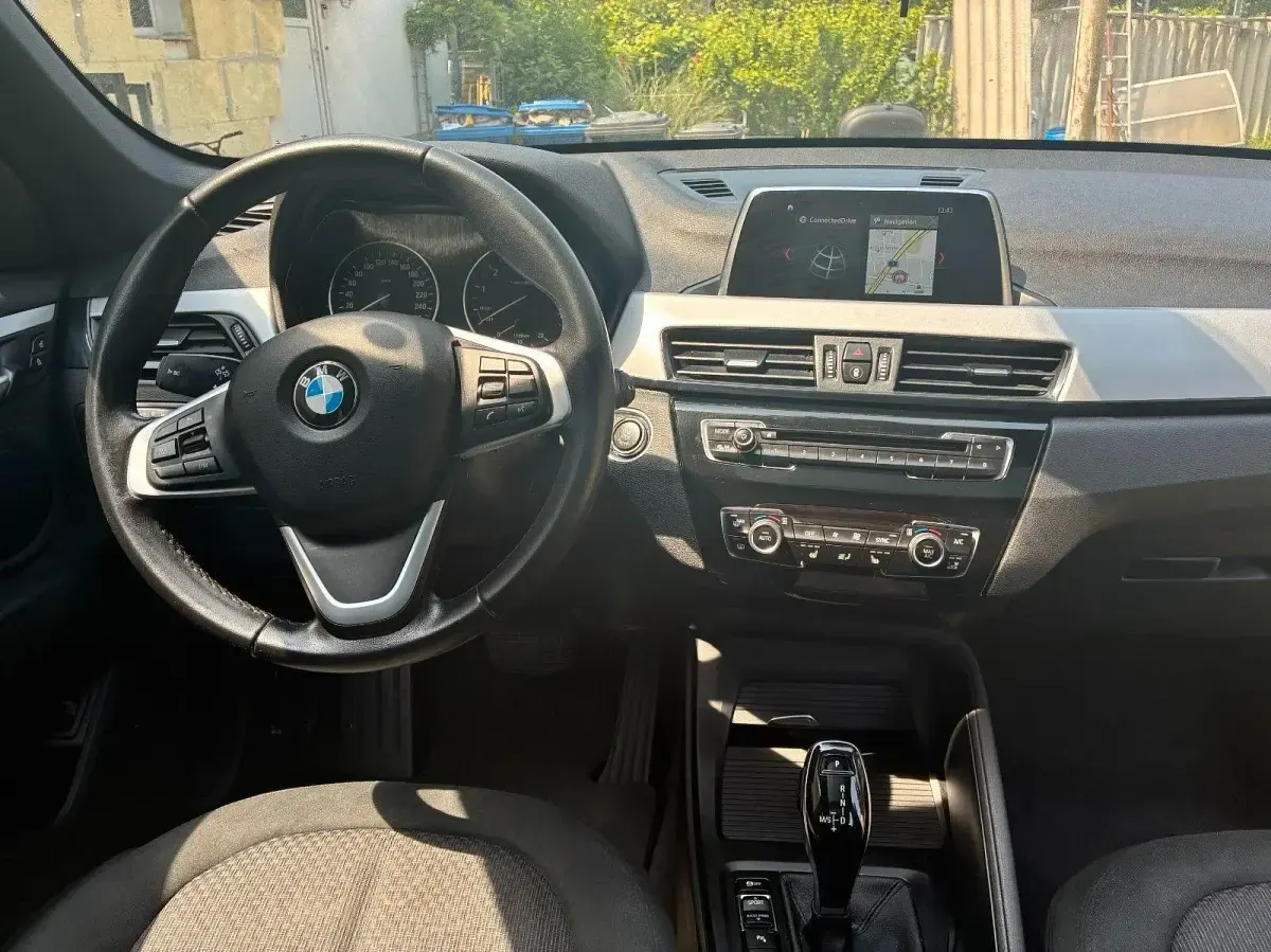 Gebraucht BMW X1 140 PS (102 kW) 2017 Grau SUV