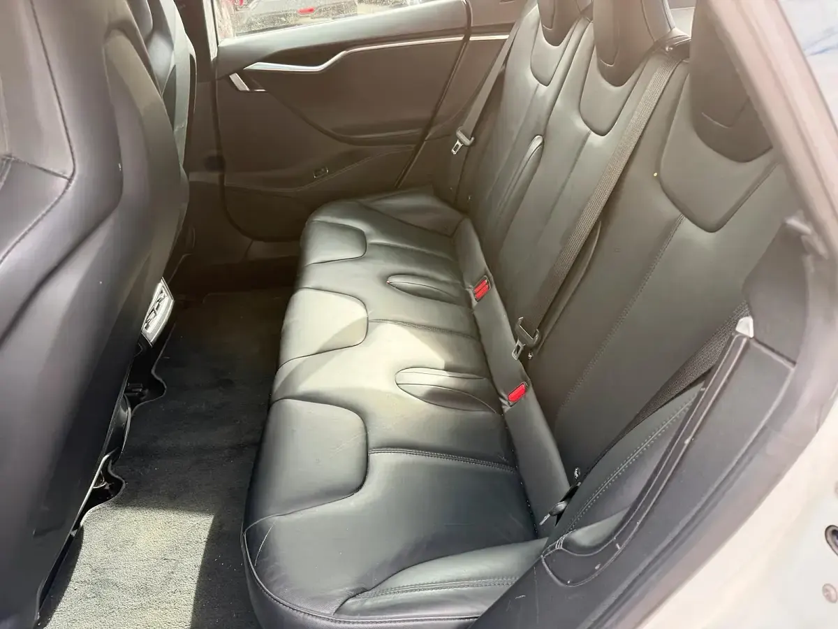 Gebraucht Tesla Model S 309 kW (421 PS) 2016 Weiß Kleinwagen